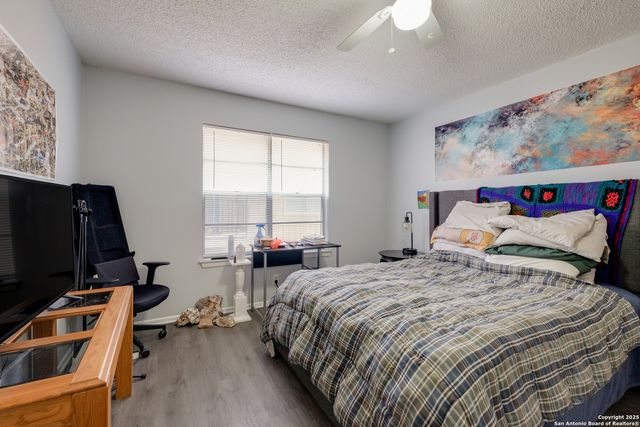 923 Vance Jackson Rd Apt 708, San Antonio, TX 78201