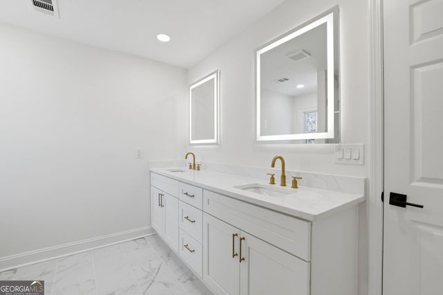 863 Brafferton Place, Stone Mountain, GA 30083