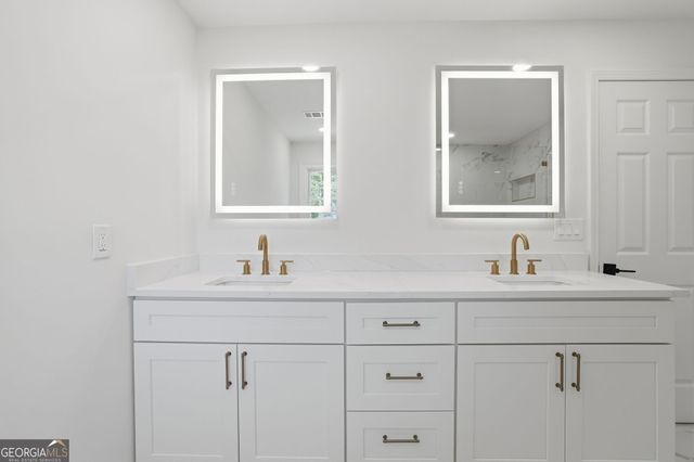 863 Brafferton Place, Stone Mountain, GA 30083