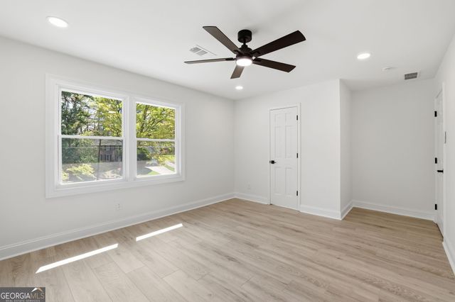 863 Brafferton Place, Stone Mountain, GA 30083