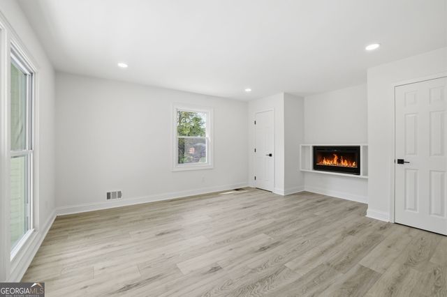 863 Brafferton Place, Stone Mountain, GA 30083