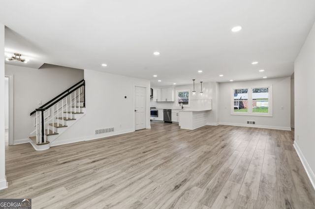 863 Brafferton Place, Stone Mountain, GA 30083