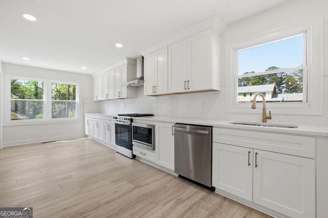 863 Brafferton Place, Stone Mountain, GA 30083