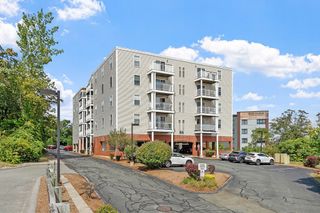 86 E Howard St 107, Quincy, MA 02169