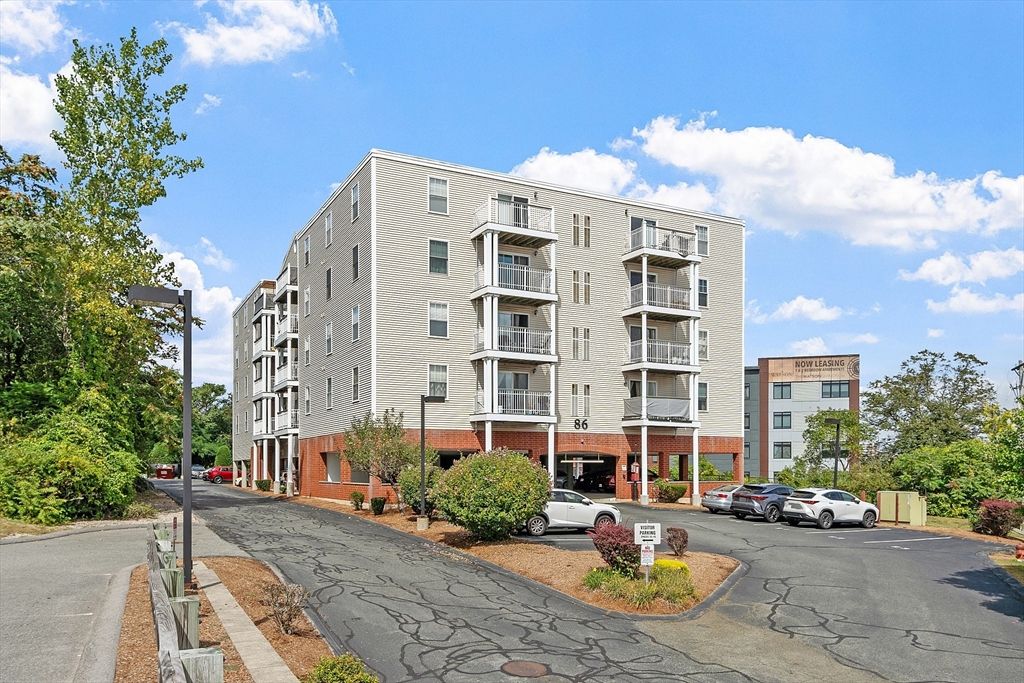 86 E Howard St 107, Quincy, MA 02169