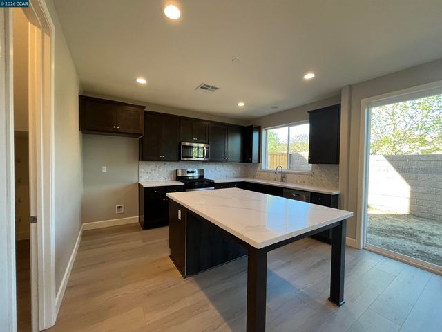 4805 Dolce Court, Fairfield, CA 94534