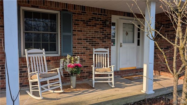 6689 Jewett Holmwood Road, Orchard Park, NY 14127