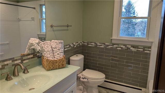 6689 Jewett Holmwood Road, Orchard Park, NY 14127