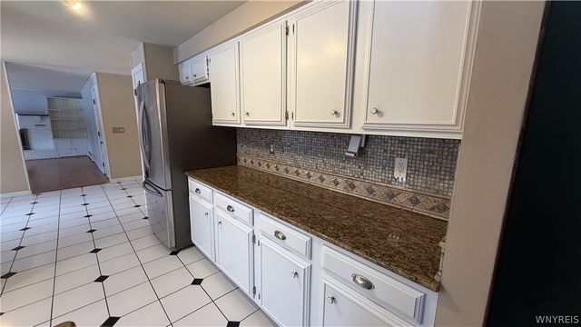 6689 Jewett Holmwood Road, Orchard Park, NY 14127