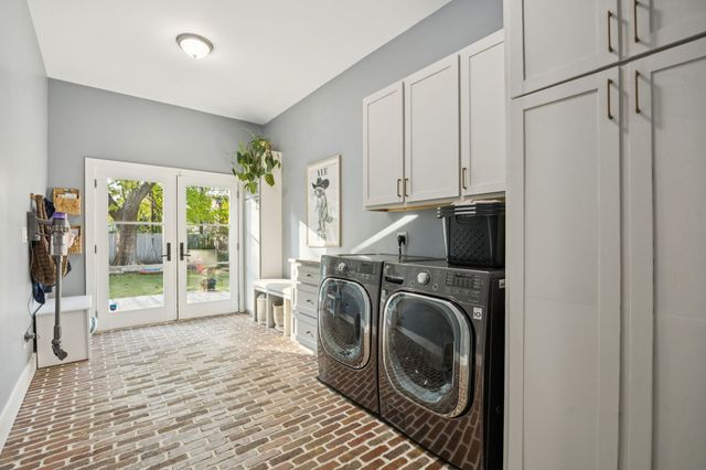 1223 S Waverly Drive, Dallas, TX 75208