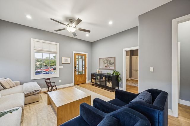 1223 S Waverly Drive, Dallas, TX 75208