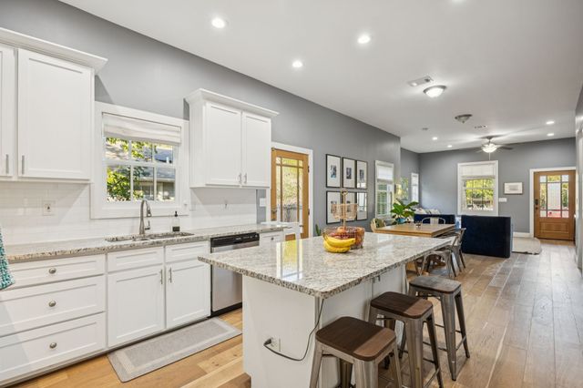 1223 S Waverly Drive, Dallas, TX 75208