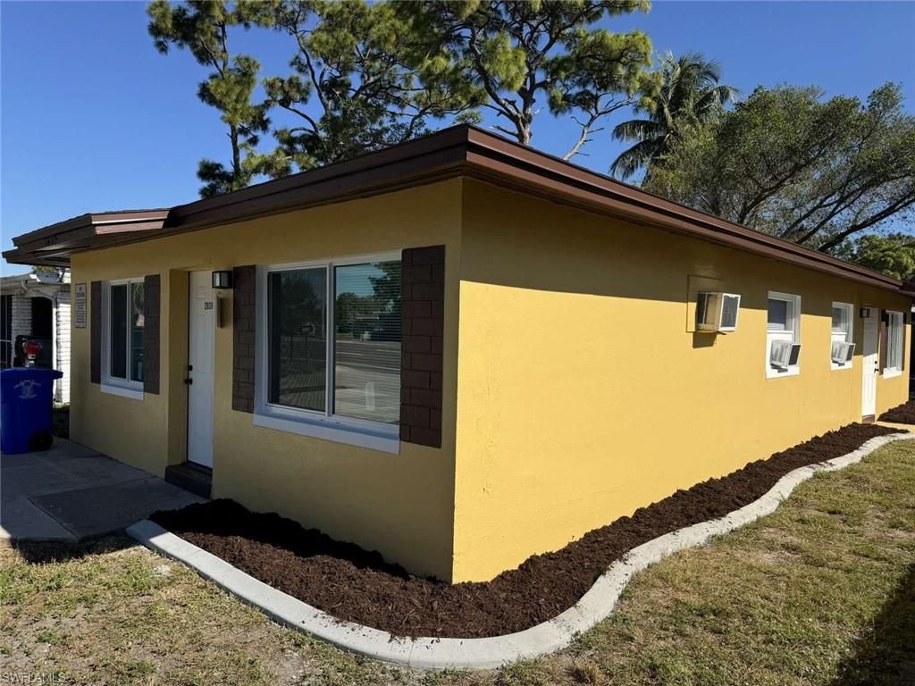 2839/2841 Evans AVE, FORT MYERS, FL 33901 — photo 3