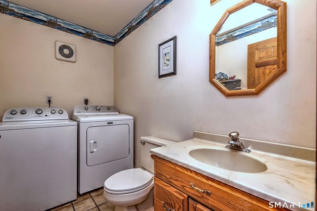9 Shortell Drive, Ansonia, CT 06401