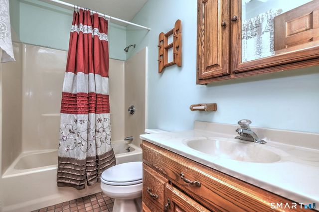 9 Shortell Drive, Ansonia, CT 06401