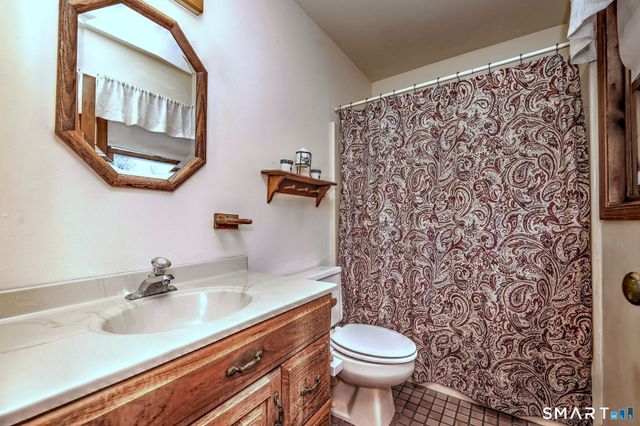 9 Shortell Drive, Ansonia, CT 06401