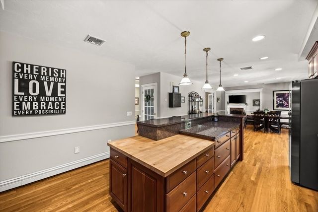 50 Butternut Way, Bridgewater, MA 02324