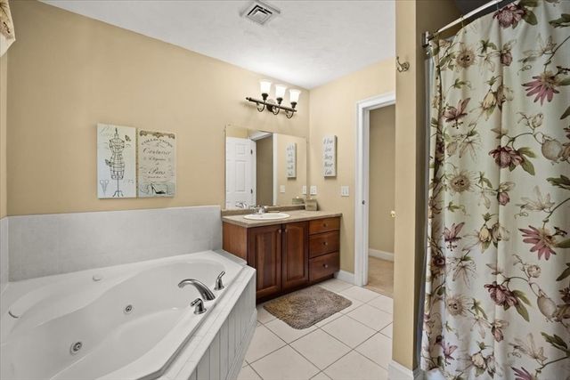 50 Butternut Way, Bridgewater, MA 02324