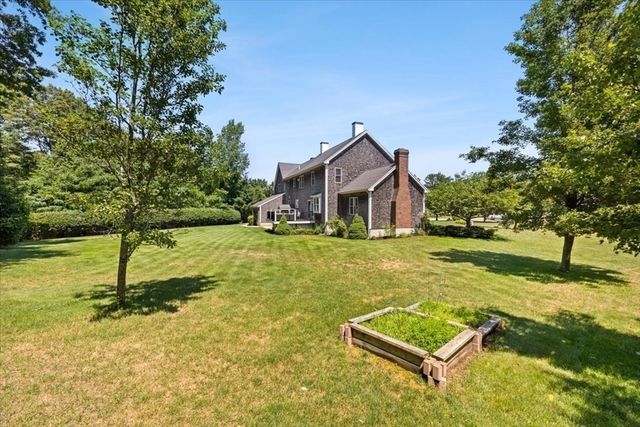 50 Butternut Way, Bridgewater, MA 02324