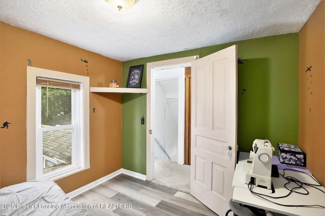 228 W Pearl Street, Ovid, MI 48866