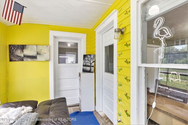 228 W Pearl Street, Ovid, MI 48866