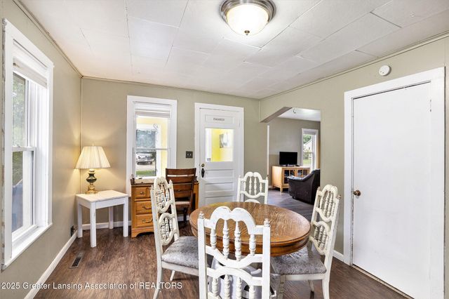 228 W Pearl Street, Ovid, MI 48866