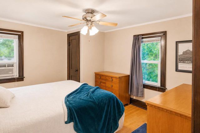 1210 W PACKARD STREET, Appleton, WI 54914