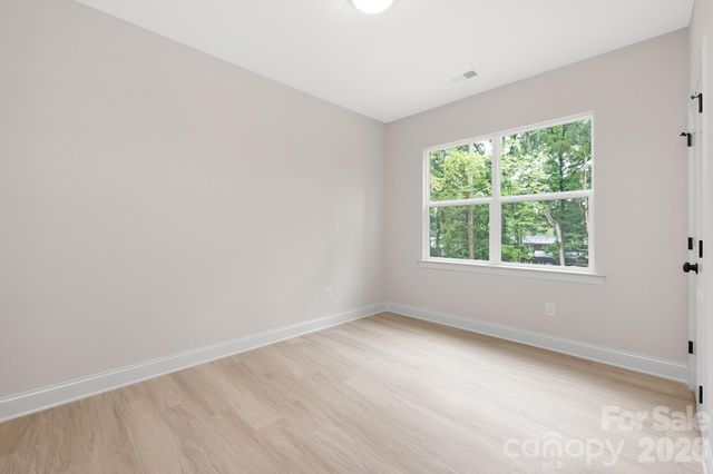 7001 Ware Road, Charlotte, NC 28212