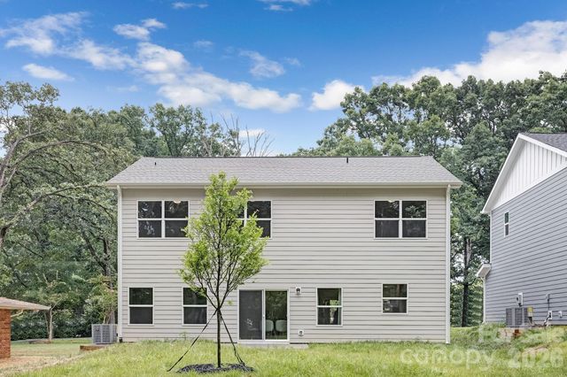 7001 Ware Road, Charlotte, NC 28212