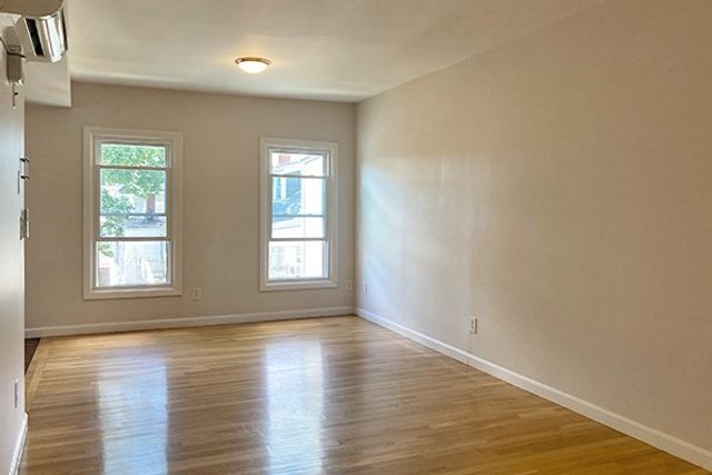 160 Broadway St 3, Somerville, MA 02145