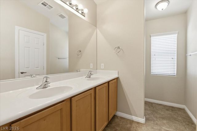 10011 Diamond Summit Court 102, Las Vegas, NV 89183