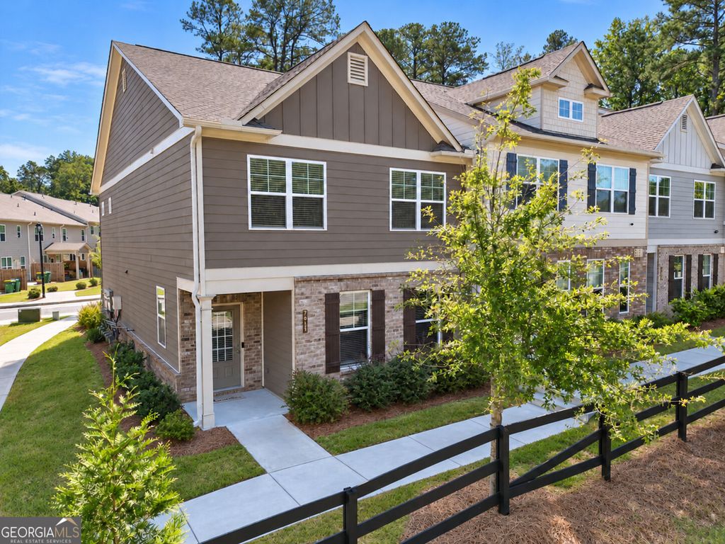 7011 Cedar Glen Road, Peachtree Corners, GA 30360 — exterior