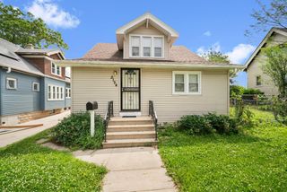 2154 S 86th STREET, West Allis, WI 53227