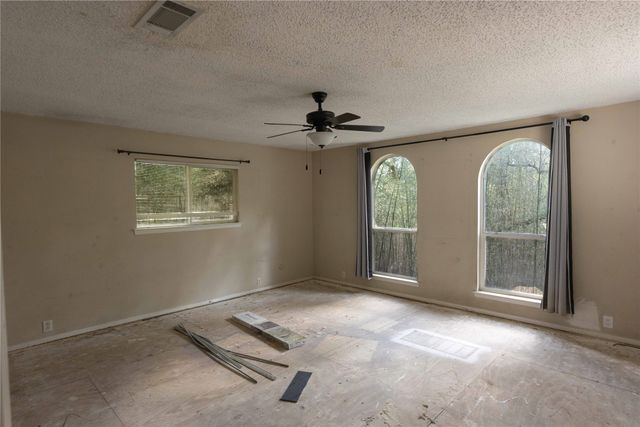112 Oaktree Drive, Highland Village, TX 75077