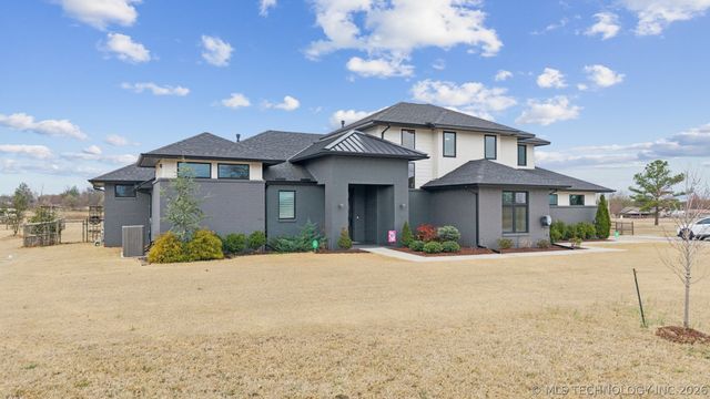 5110 E 161st Street S, Bixby, OK 74008