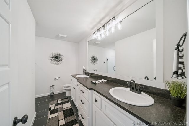 5110 E 161st Street S, Bixby, OK 74008