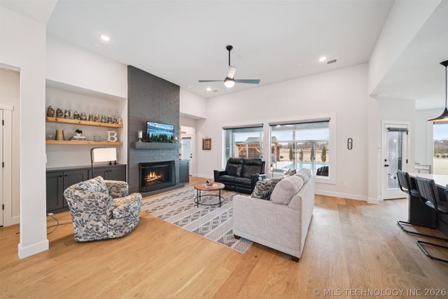 5110 E 161st Street S, Bixby, OK 74008