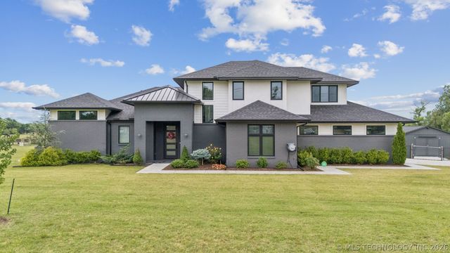 5110 E 161st Street S, Bixby, OK 74008