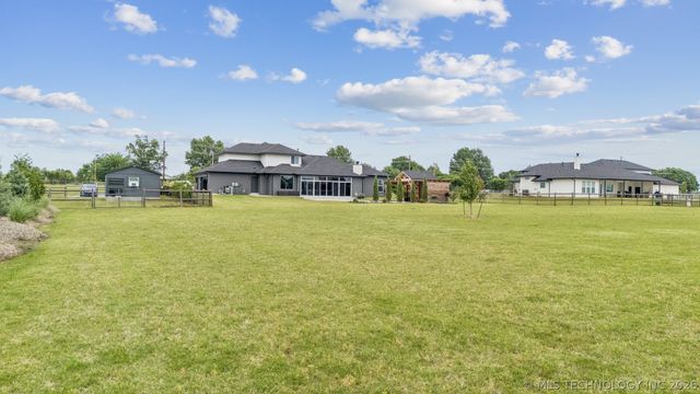5110 E 161st Street S, Bixby, OK 74008