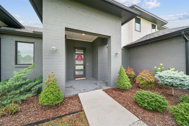 5110 E 161st Street S, Bixby, OK 74008