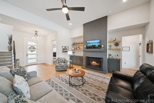 5110 E 161st Street S, Bixby, OK 74008