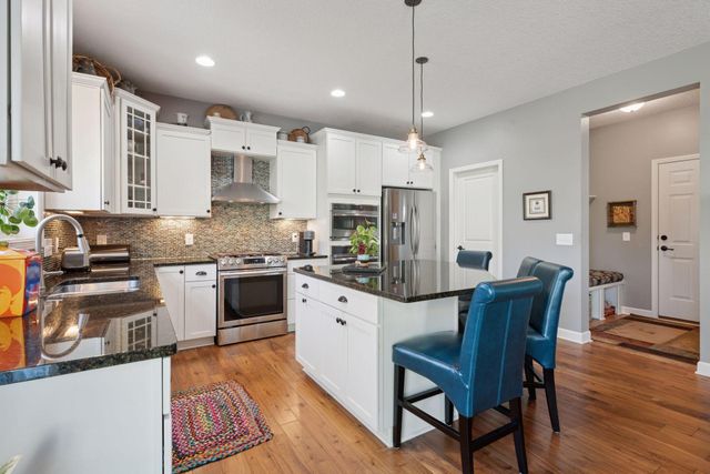 8825 Aspen Circle, Victoria, MN 55386