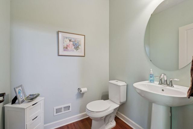 8825 Aspen Circle, Victoria, MN 55386