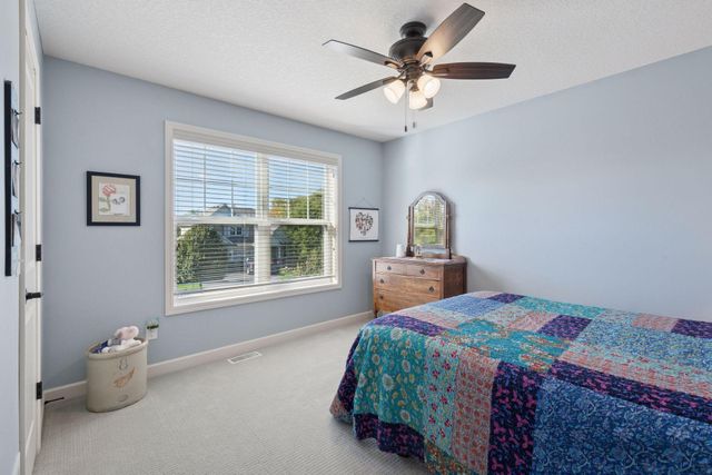 8825 Aspen Circle, Victoria, MN 55386