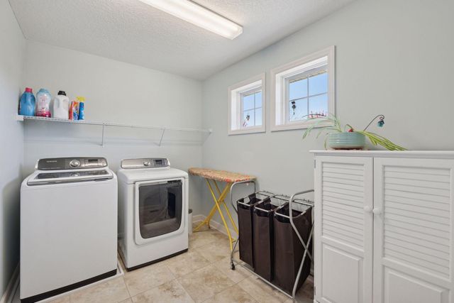 8825 Aspen Circle, Victoria, MN 55386