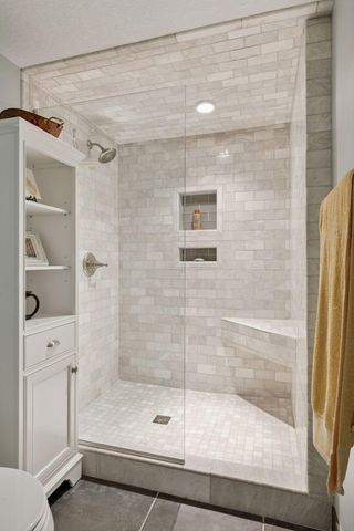 8825 Aspen Circle, Victoria, MN 55386