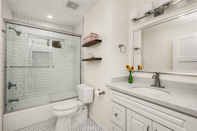 5305 E Carita Street, Long Beach, CA 90808