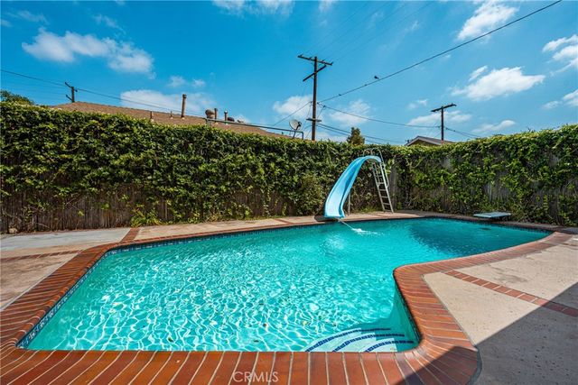 5305 E Carita Street, Long Beach, CA 90808