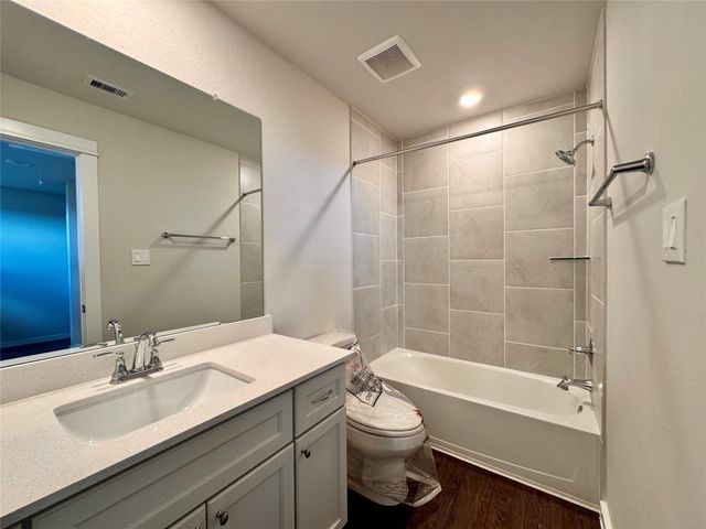 111 County Road 5102b, Cleveland, TX 77327