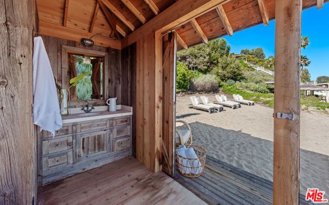 27832 Pacific Coast Highway, Malibu, CA 90265